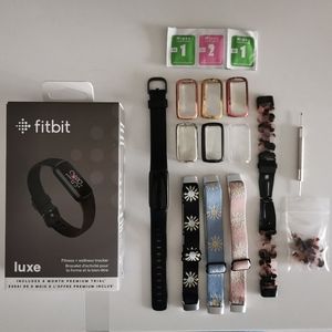 EUC Fitbit Luxe and extra bands
